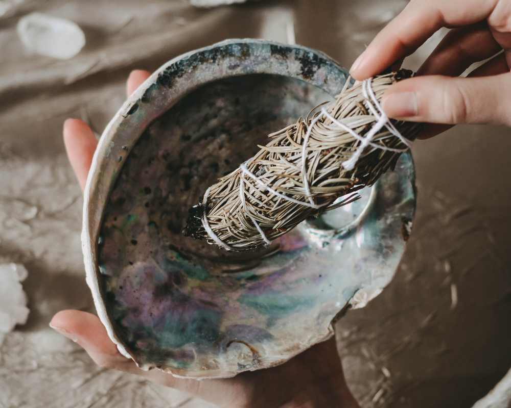 Sage smudging kit