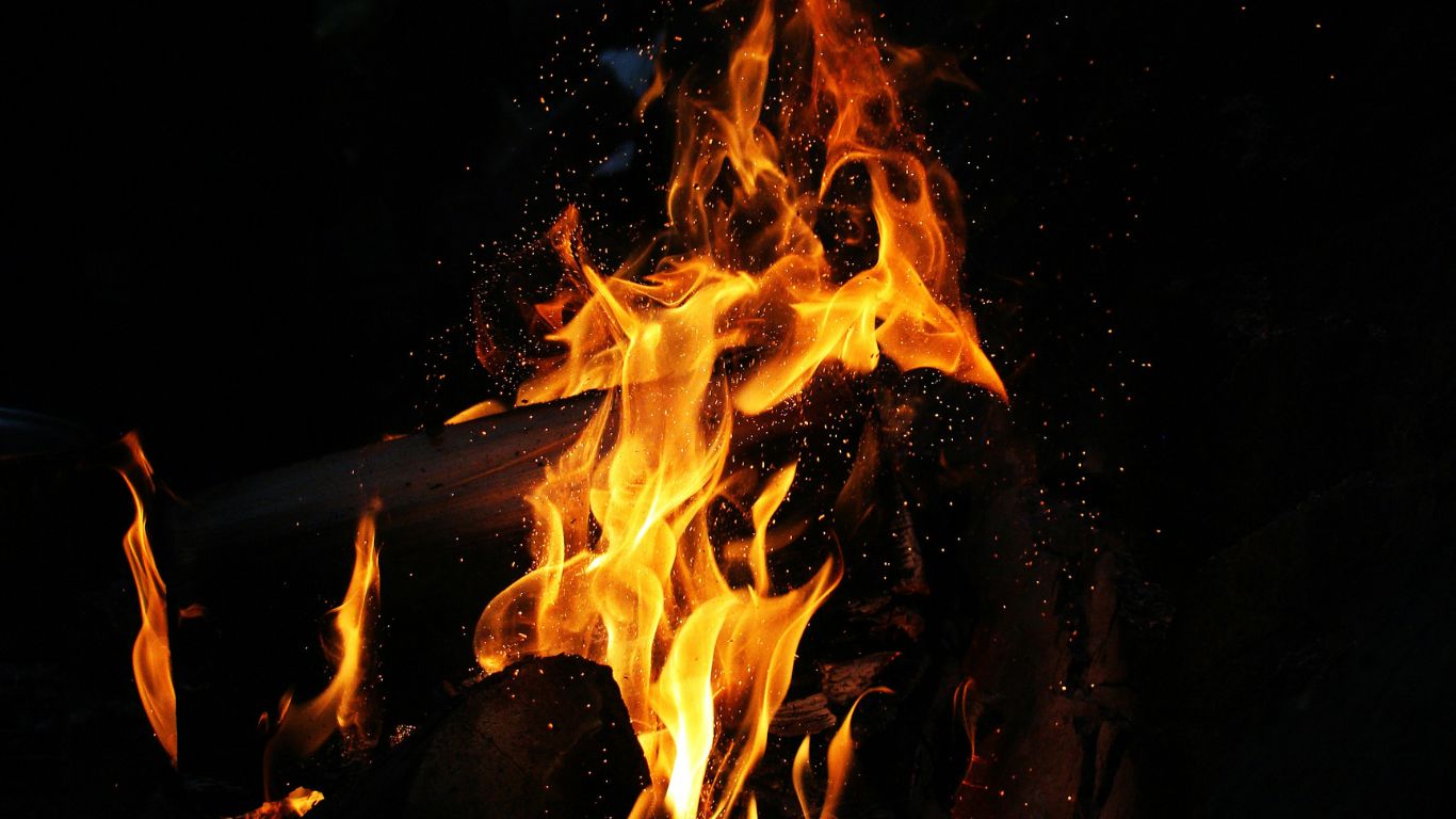 CRYSTALS FOR ARIES SEASON